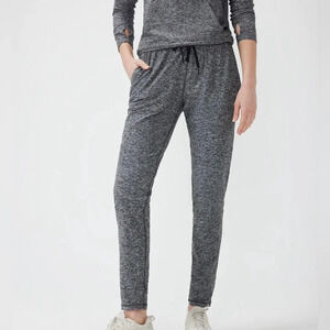 Outdoor Voices Women's CloudKnit Tapered Leg Gray Pant‎ Gym Activewear